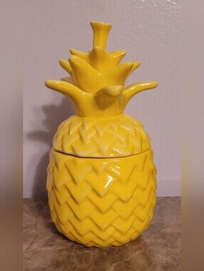 PADDYWAX Ceramic Pineapple Candle- NEW/ Unburned